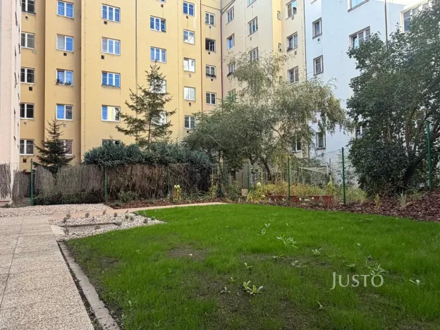 Prodej bytu 2+kk, Praha, Stupkova, 75 m2
