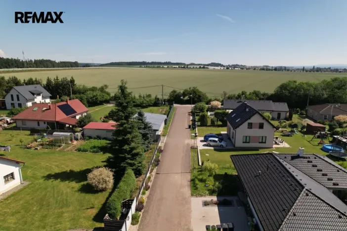 Prodej pozemku pro bydlení, Jaroměř, Do Končin, 713 m2