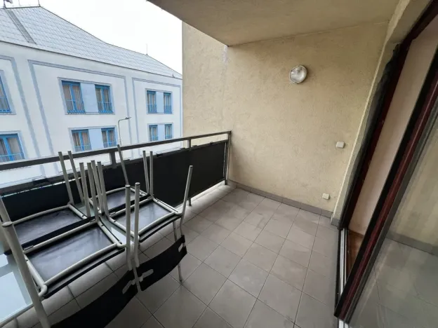 Pronájem bytu 2+kk, Pardubice - Bílé Předměstí, Husova, 69 m2