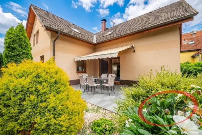 Prodej rodinného domu, Jesenice, Za Rybníkem, 350 m2