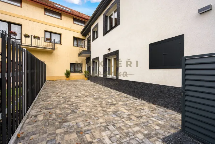 Prodej atypického bytu, Praha, Elišky Přemyslovny, 81 m2