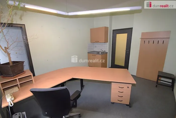 Pronájem kanceláře, Praha - Smíchov, Radlická, 60 m2