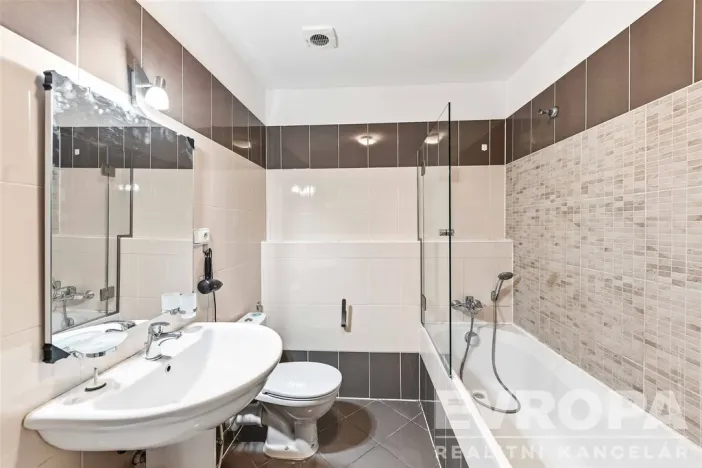 Pronájem bytu 3+kk, Praha - Dejvice, Heinemannova, 76 m2