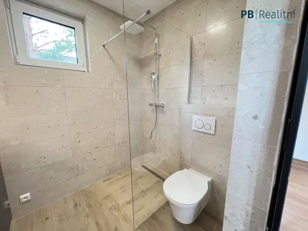 Prodej rodinného domu, Očihov, 145 m2