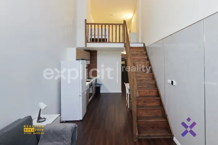 Pronájem bytu 1+kk, Zlín, Devadesátá, 40 m2