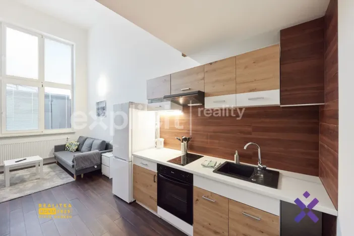 Pronájem bytu 1+kk, Zlín, Devadesátá, 40 m2