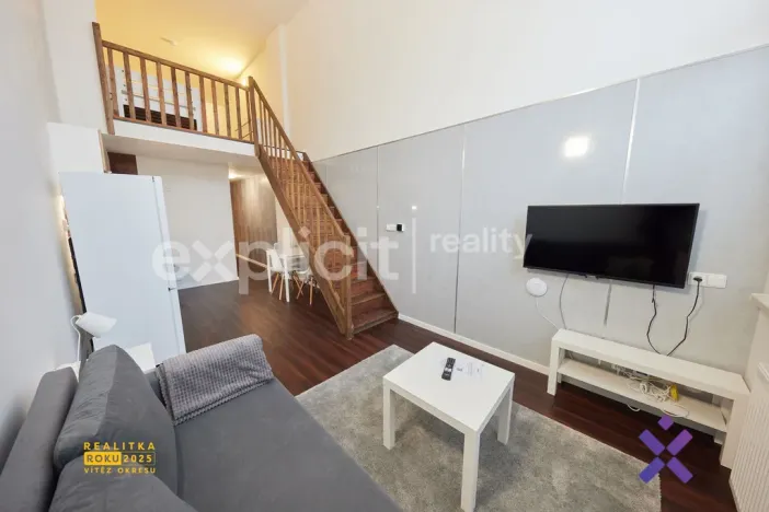 Pronájem bytu 1+kk, Zlín, Devadesátá, 40 m2