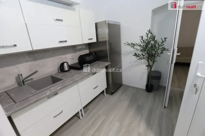 Prodej obchodního prostoru, Praha - Libeň, 58 m2