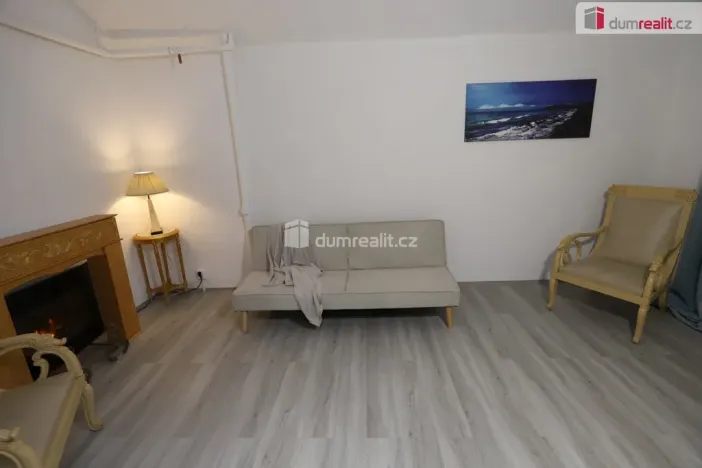 Prodej obchodního prostoru, Praha - Libeň, 58 m2