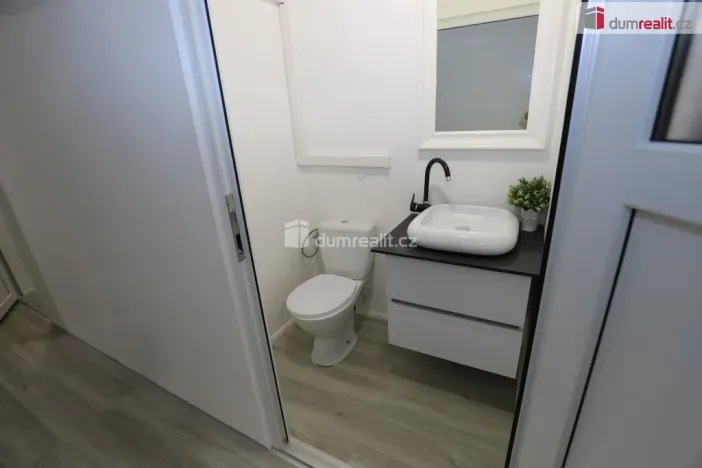 Prodej obchodního prostoru, Praha - Libeň, 58 m2