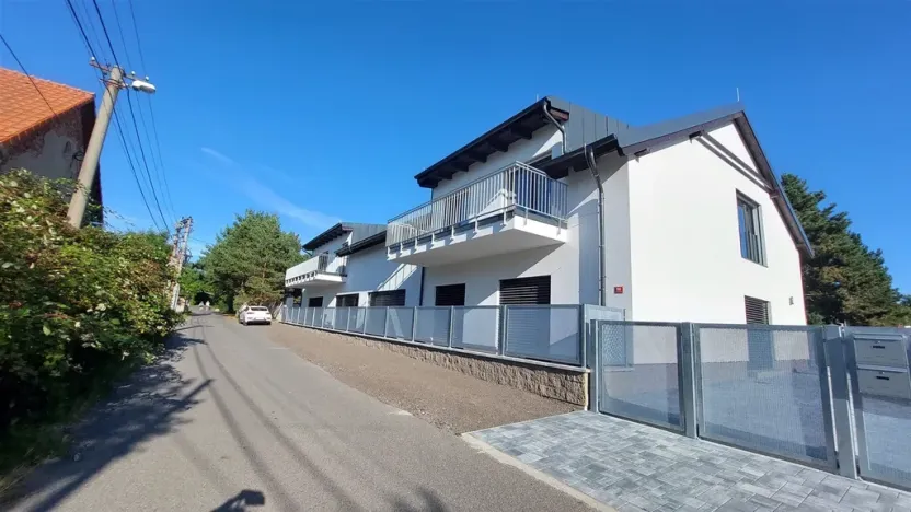 Pronájem bytu 2+kk, Květnice, Do Průhonu, 62 m2