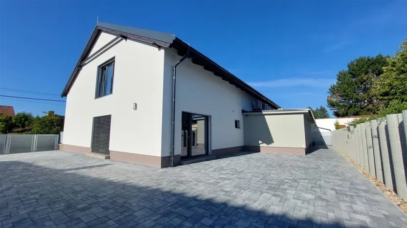 Pronájem bytu 2+kk, Květnice, Do Průhonu, 62 m2