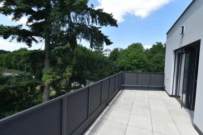 Pronájem bytu 3+kk, Praha - Petrovice, Dieselova, 80 m2