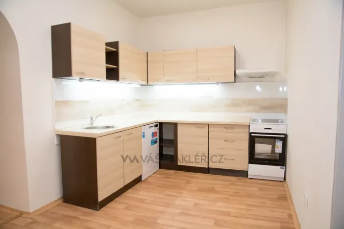 Pronájem bytu 3+kk, Praha - Karlín, Pobřežní, 88 m2