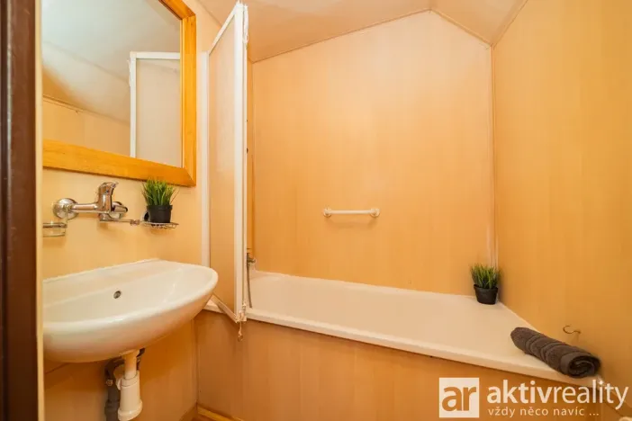 Prodej rodinného domu, Mšeno - Vojtěchov, 150 m2