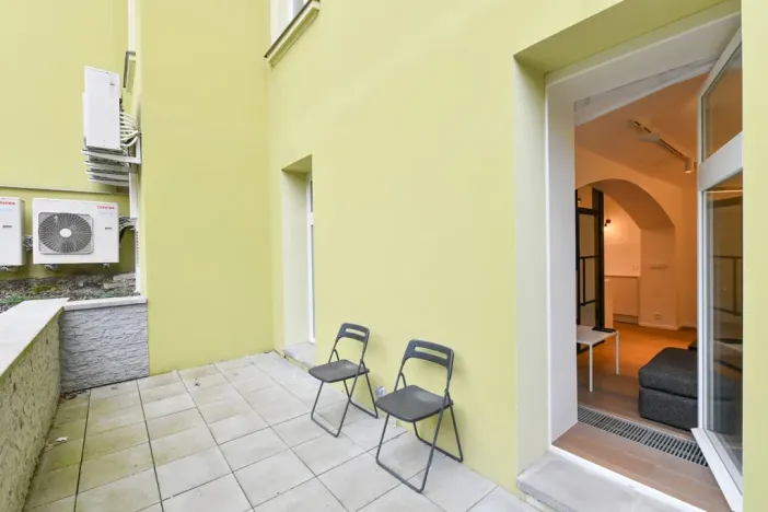 Pronájem bytu 2+kk, Praha - Vinohrady, Laubova, 50 m2