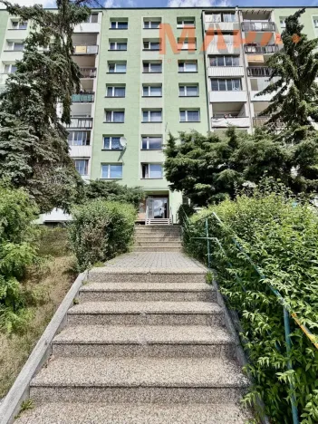 Prodej bytu 2+1, Chomutov, Dřínovská, 60 m2