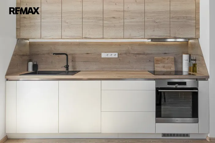 Prodej bytu 4+kk, Stěžery, Zámecká, 110 m2