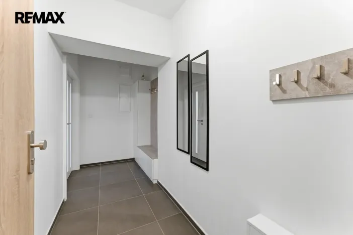 Prodej bytu 4+kk, Stěžery, Zámecká, 110 m2