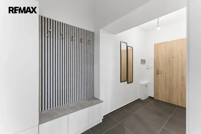 Prodej bytu 4+kk, Stěžery, Zámecká, 110 m2