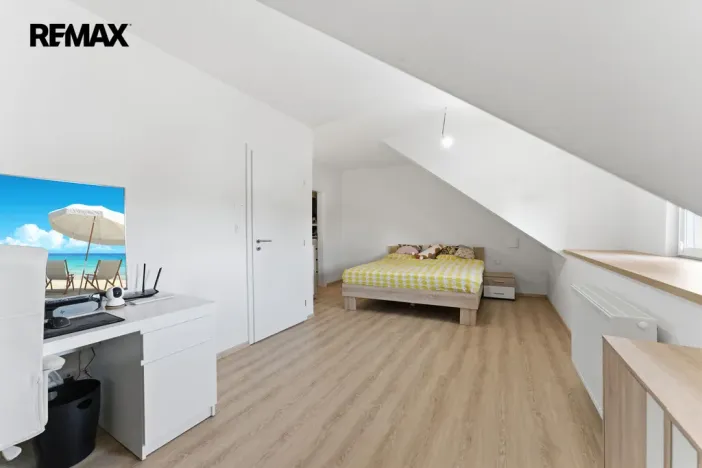 Prodej bytu 4+kk, Stěžery, Zámecká, 110 m2