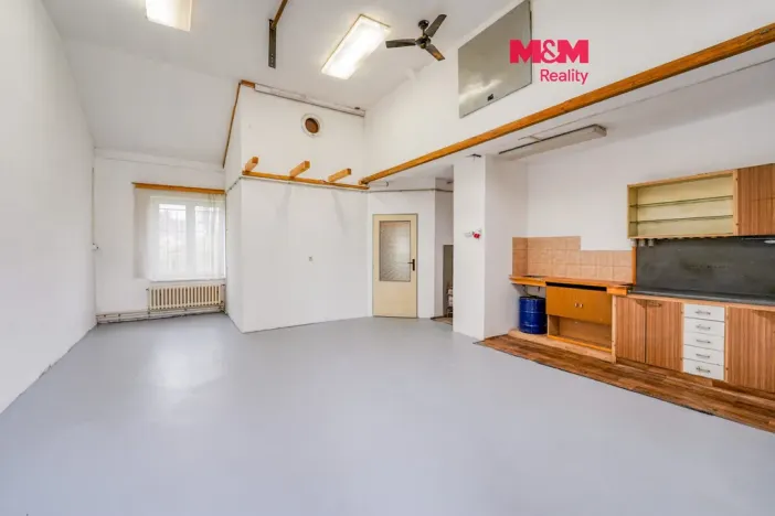 Pronájem garáže, Rokycany - Nové Město, Dělostřelců, 46 m2