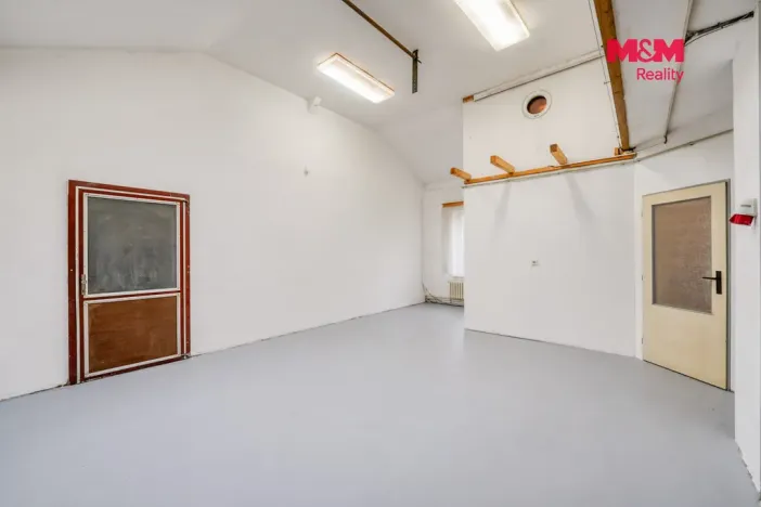 Pronájem garáže, Rokycany - Nové Město, Dělostřelců, 46 m2