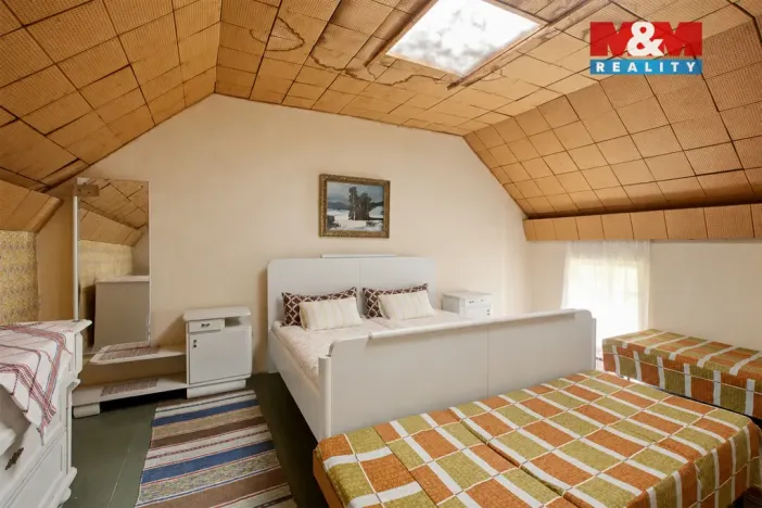 Prodej rodinného domu, Třebenice - Mrsklesy, 180 m2