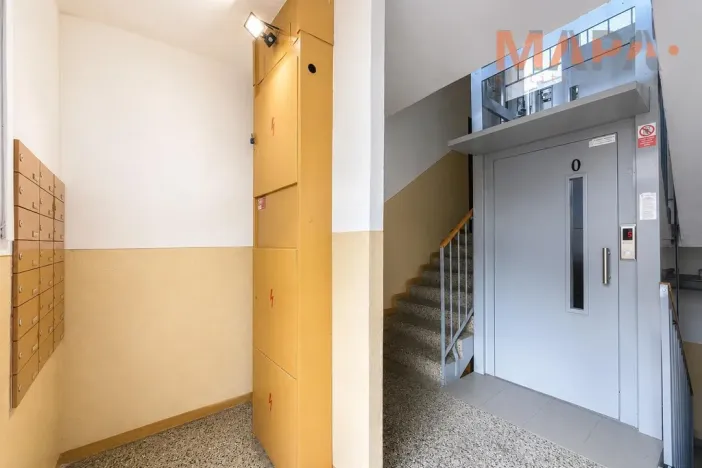 Pronájem bytu 1+1, Jirkov, SNP, 40 m2