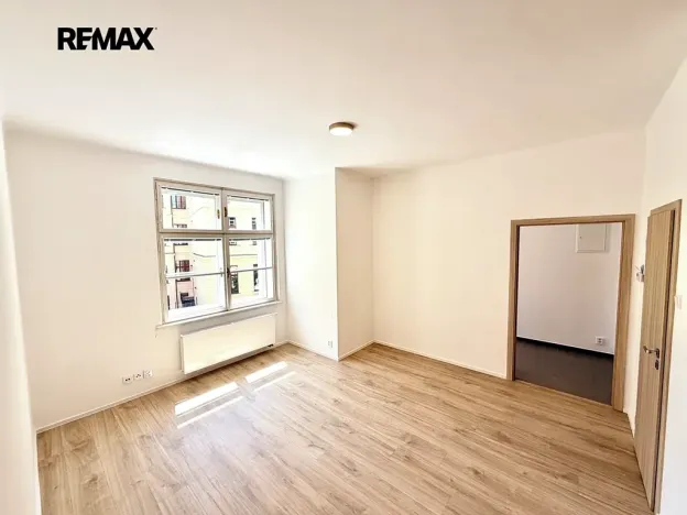 Pronájem bytu 2+kk, Praha - Vyšehrad, Neklanova, 57 m2