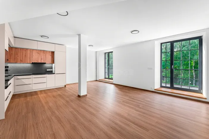 Pronájem bytu 2+kk, Jablonec nad Nisou, Krkonošská, 68 m2