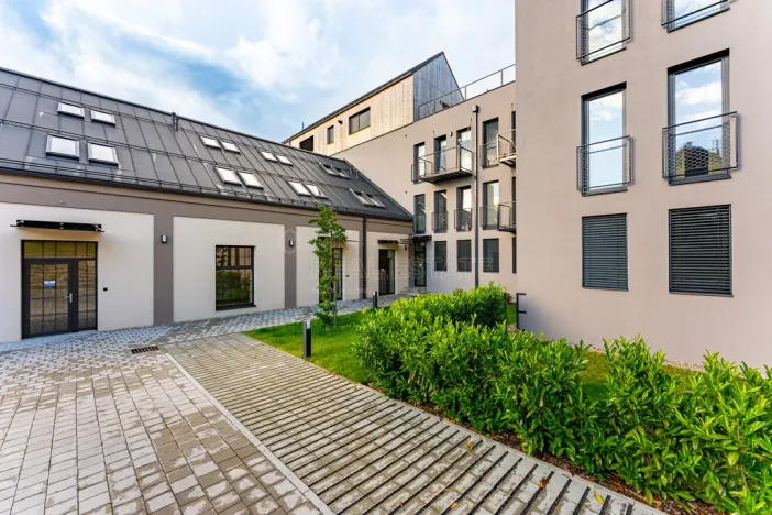 Pronájem bytu 2+kk, Jablonec nad Nisou, Krkonošská, 68 m2