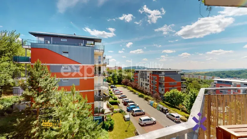 Pronájem bytu 2+kk, Zlín, Voženílkova, 51 m2