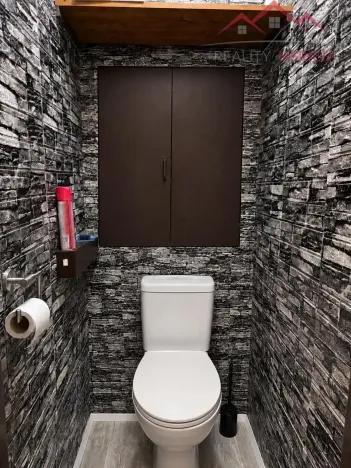 Prodej bytu 3+1, Kadaň, Chomutovská, 72 m2