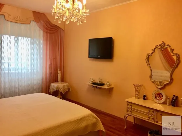 Pronájem bytu 1+1, Karlovy Vary, nábřeží Jana Palacha, 47 m2