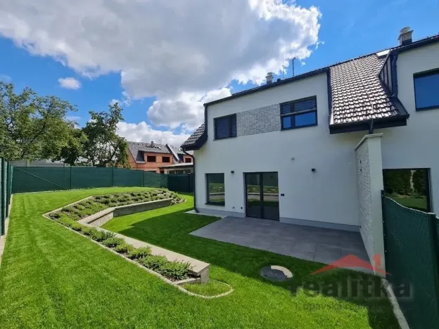 Prodej pozemku pro bydlení, Velká Polom, Osvoboditelů, 182 m2