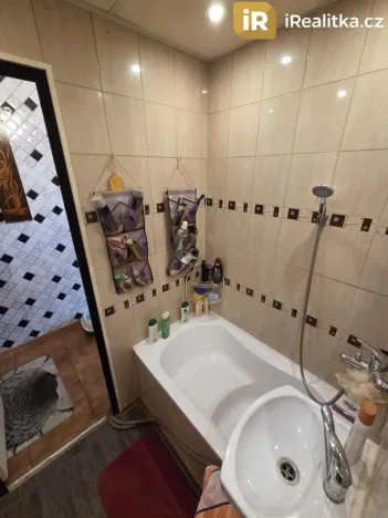 Prodej bytu 1+1, Jirkov, Červenohrádecká, 40 m2