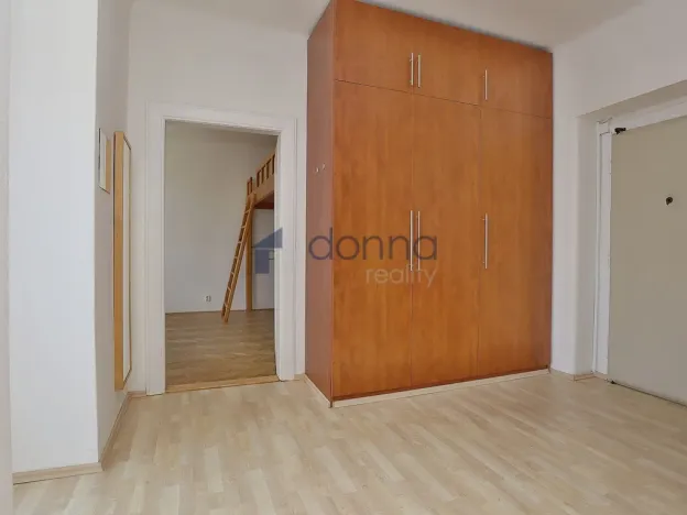 Pronájem bytu 2+kk, Praha, Terronská, 58 m2