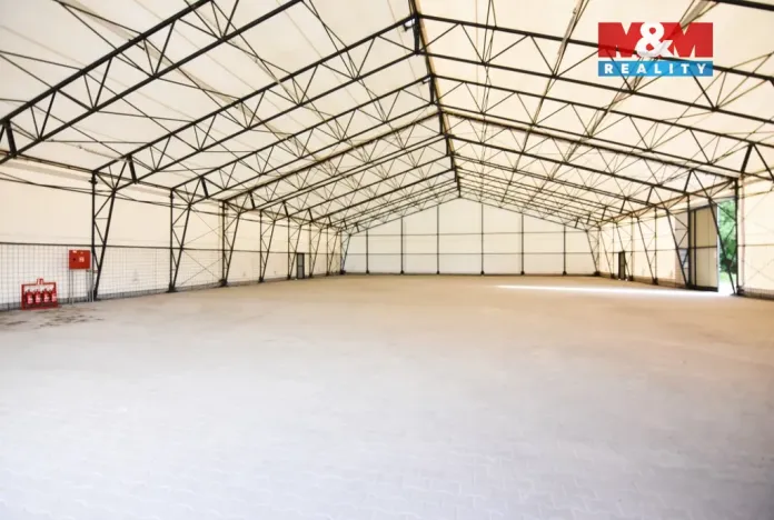 Pronájem skladu, Hlavenec, 950 m2