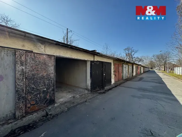 Pronájem garáže, Brno, Sazenice, 15 m2