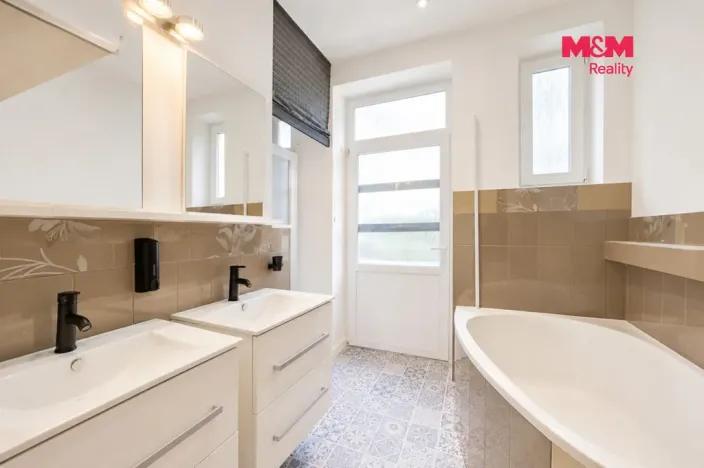 Prodej bytu 4+kk, Dobruška, Čs. odboje, 108 m2
