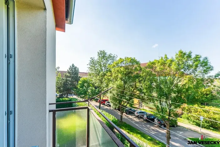 Pronájem bytu 2+kk, Praha - Kbely, Luštěnická, 49 m2
