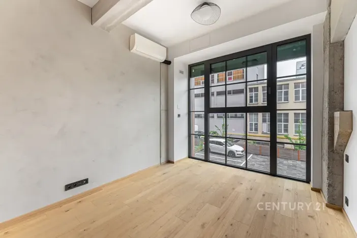 Pronájem bytu 3+kk, Praha - Vysočany, Kolbenova, 65 m2