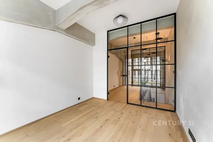 Pronájem bytu 3+kk, Praha - Vysočany, Kolbenova, 65 m2