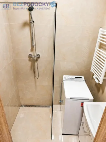 Pronájem bytu 2+1, Jihlava, Pavlovova, 58 m2