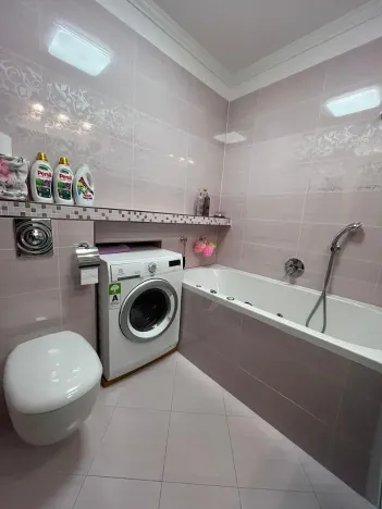 Prodej bytu 3+kk, Karlovy Vary, Sadová, 64 m2