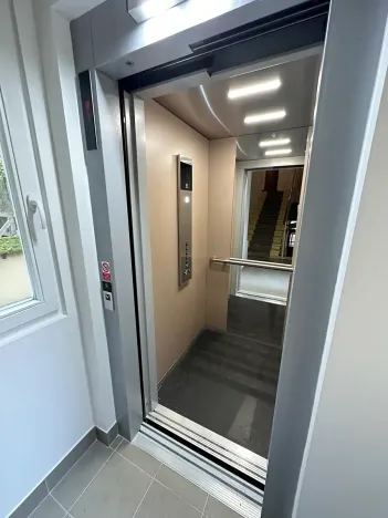 Prodej bytu 3+1, Karlovy Vary, Sadová, 112 m2