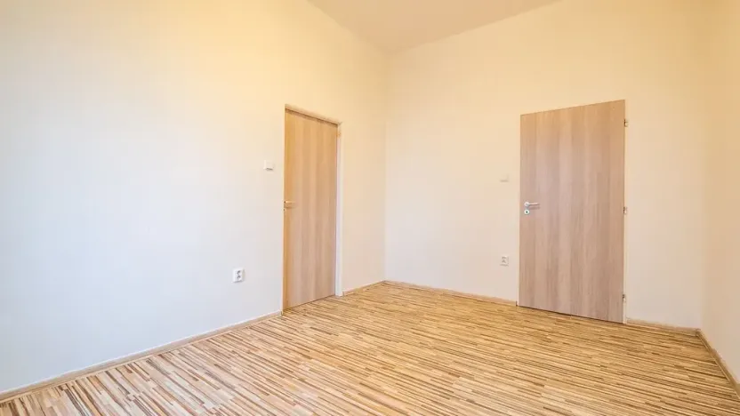 Pronájem bytu 2+kk, Železnice, Tyršova, 36 m2