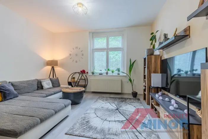 Prodej bytu 3+1, Slaný, Ouvalova, 98 m2