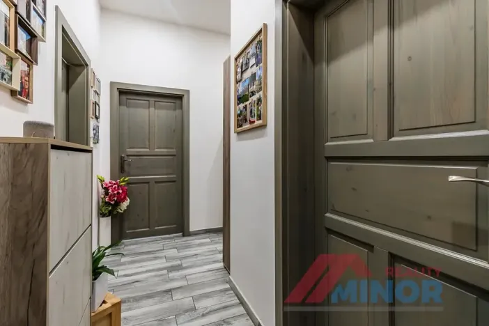 Prodej bytu 3+1, Slaný, Ouvalova, 98 m2